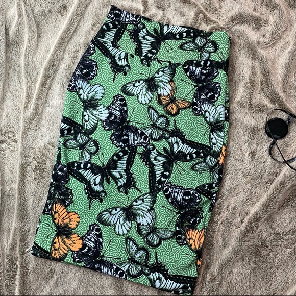 LuLaRoe Butterfly Pencil Skirt 🦋 - Picture 4 of 4